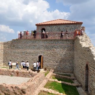Visit the Fortress Tsari Mali Grad