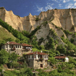 Екскурзия до Мелник, Роженския манастир и Рупите