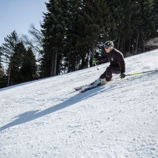 Ski & Snowboard school